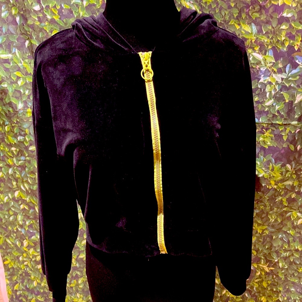 Cropped Black Jacket